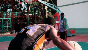 开云 kering 集团-世界青少年篮球锦标赛中国代表表现优异，国际青少年篮球比赛